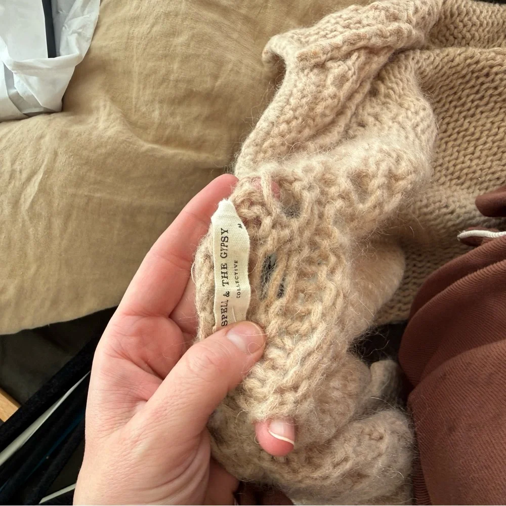 Spell Surf Shack Sweater - Picture 6 of 6